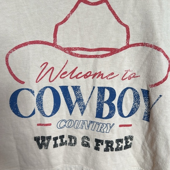 NWT HRT & LUV 100% Cotton Welcome to Cowboy Country Crop Tee Size Large - Picture 2 of 5